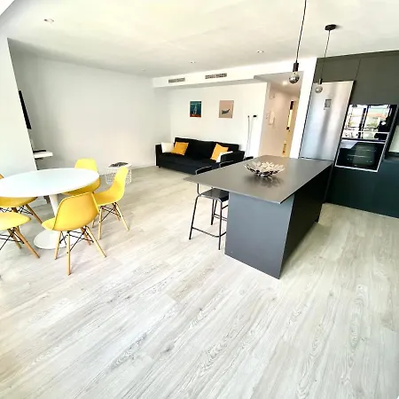 شقة En Ametlla De Mar Sea View Haus Free Wifi لاميتّيا ذي مار